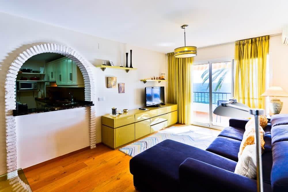 Las Palmeras Nerja Dış mekan fotoğraf