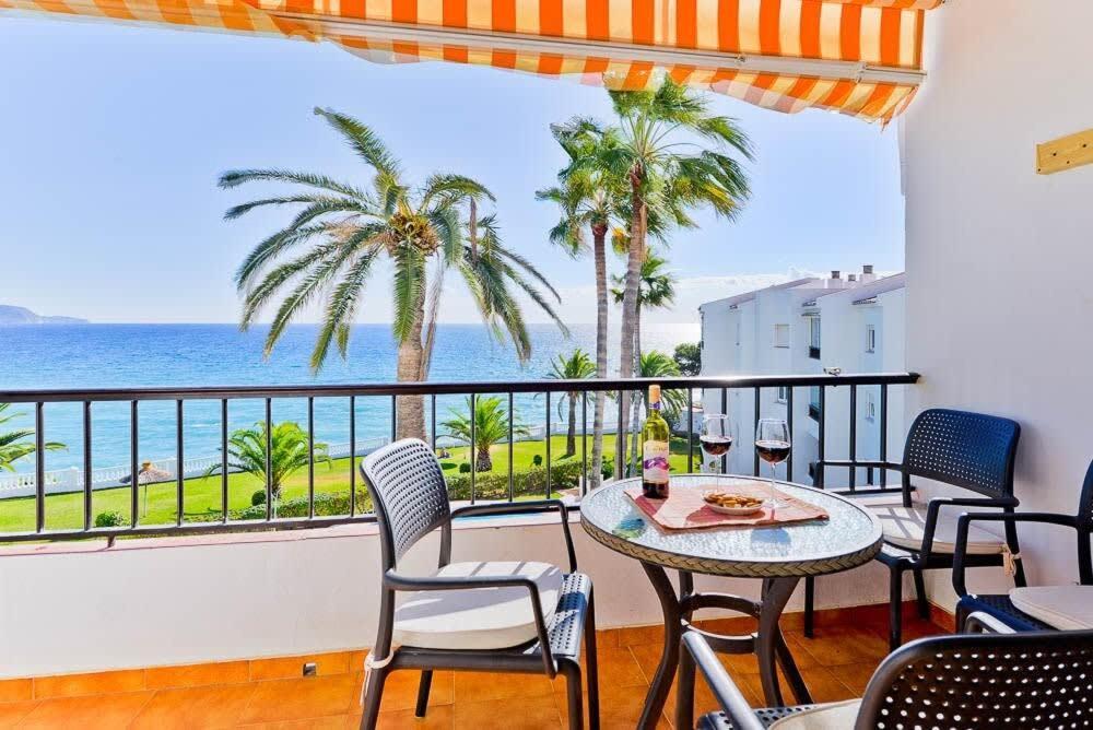 Las Palmeras Nerja Dış mekan fotoğraf